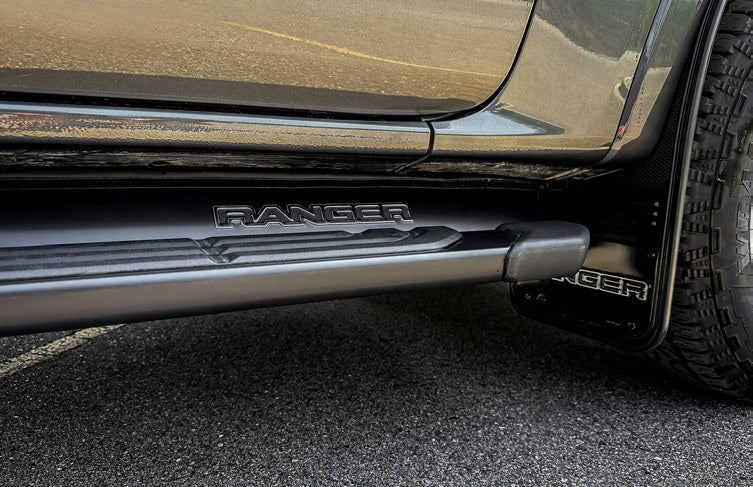 RANGER 2024-2027 STEP BAR FILLER, CREW CAB W/OEM STRAIGHT BAR, BLACK ANODIZED