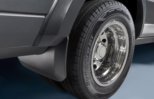 TRANSIT 2020-2027 SPLASH GUARDS - MOLDED, BLACK, DUAL REAR WHEELS
