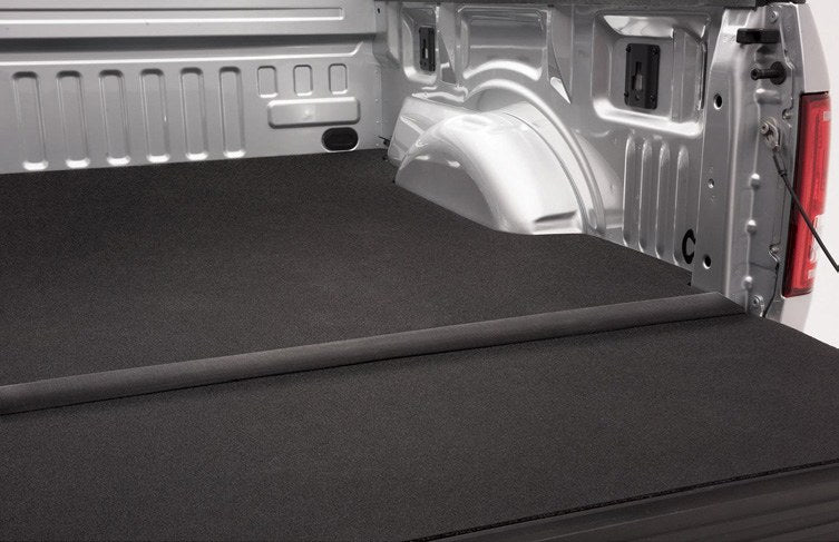 SUPER DUTY 2020-2027 IMPACT HEAVY DUTY BED MAT WITH TAILGATE COVER BY HUSKY LINERS