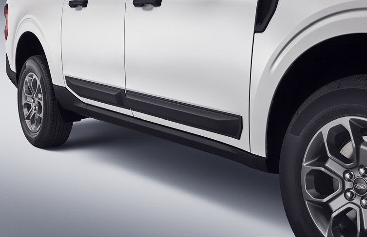 MAVERICK 2022-2027 DOOR MOLDING BY AIR DESIGN - SATIN BLACK