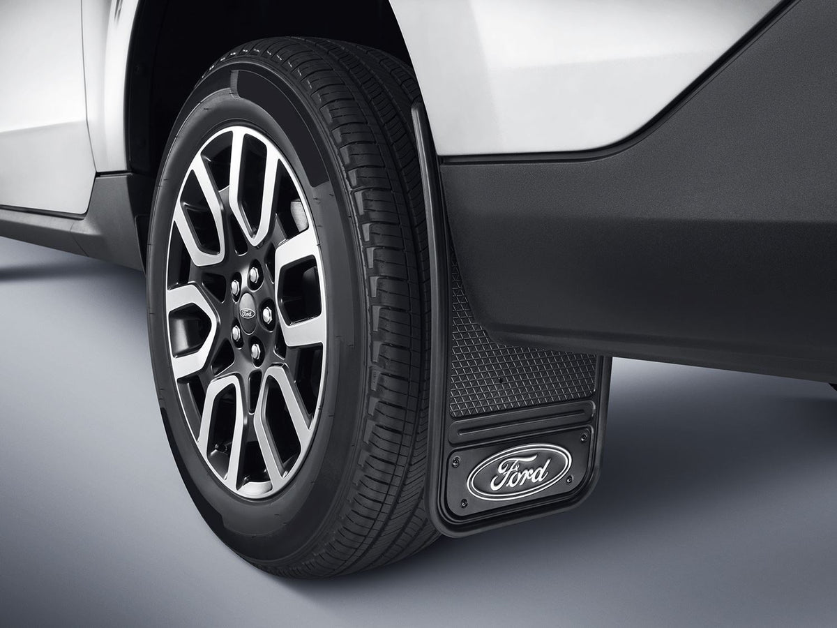 MAVERICK 2022-2026 GATORBACK SPLASH GUARDS — BLACK OVAL LOGO