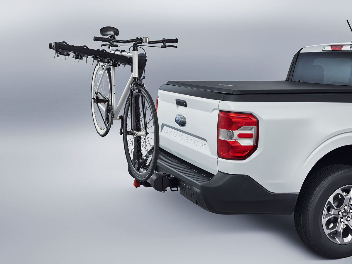 YAKIMA HITCH MOUNTED SWING BICYCLE RACK FOR 4 BIKES